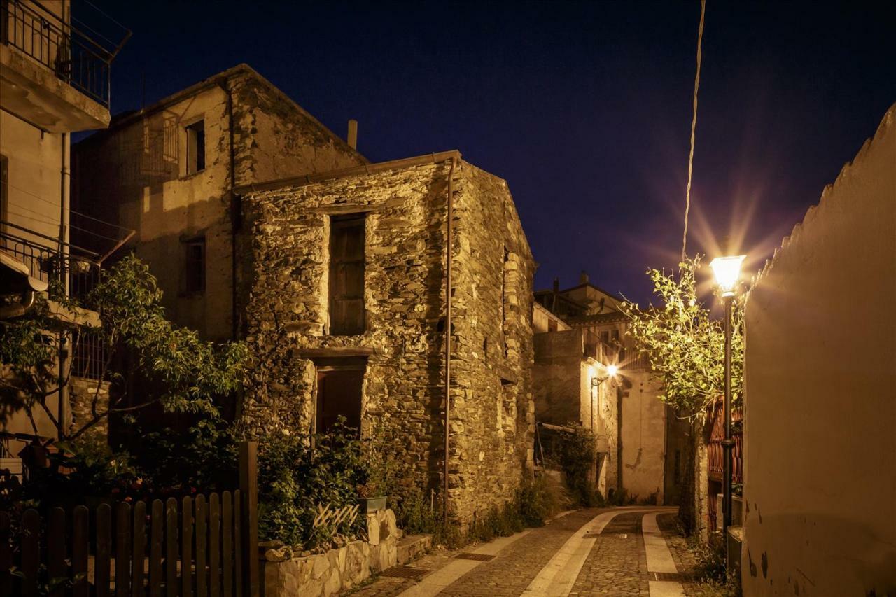 B&B Gennarcu Ussàssai Екстериор снимка